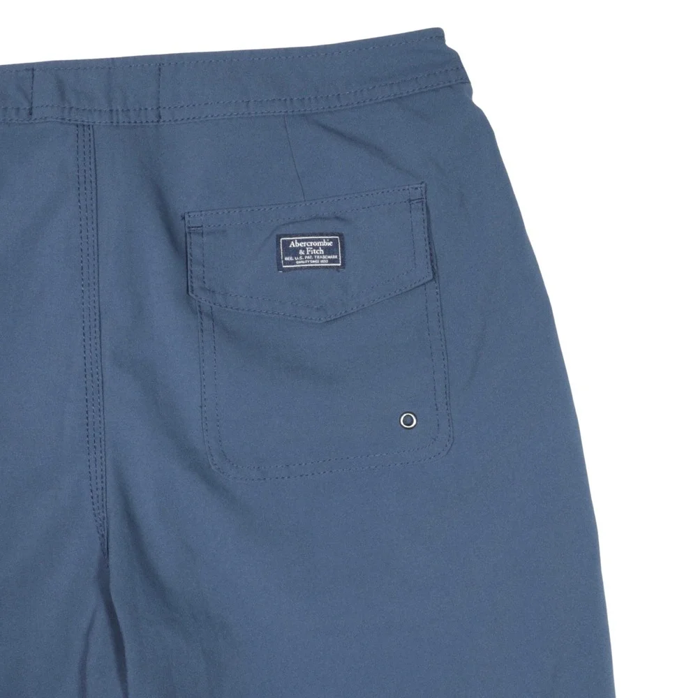 Abercrombie & Fitch stay stylish